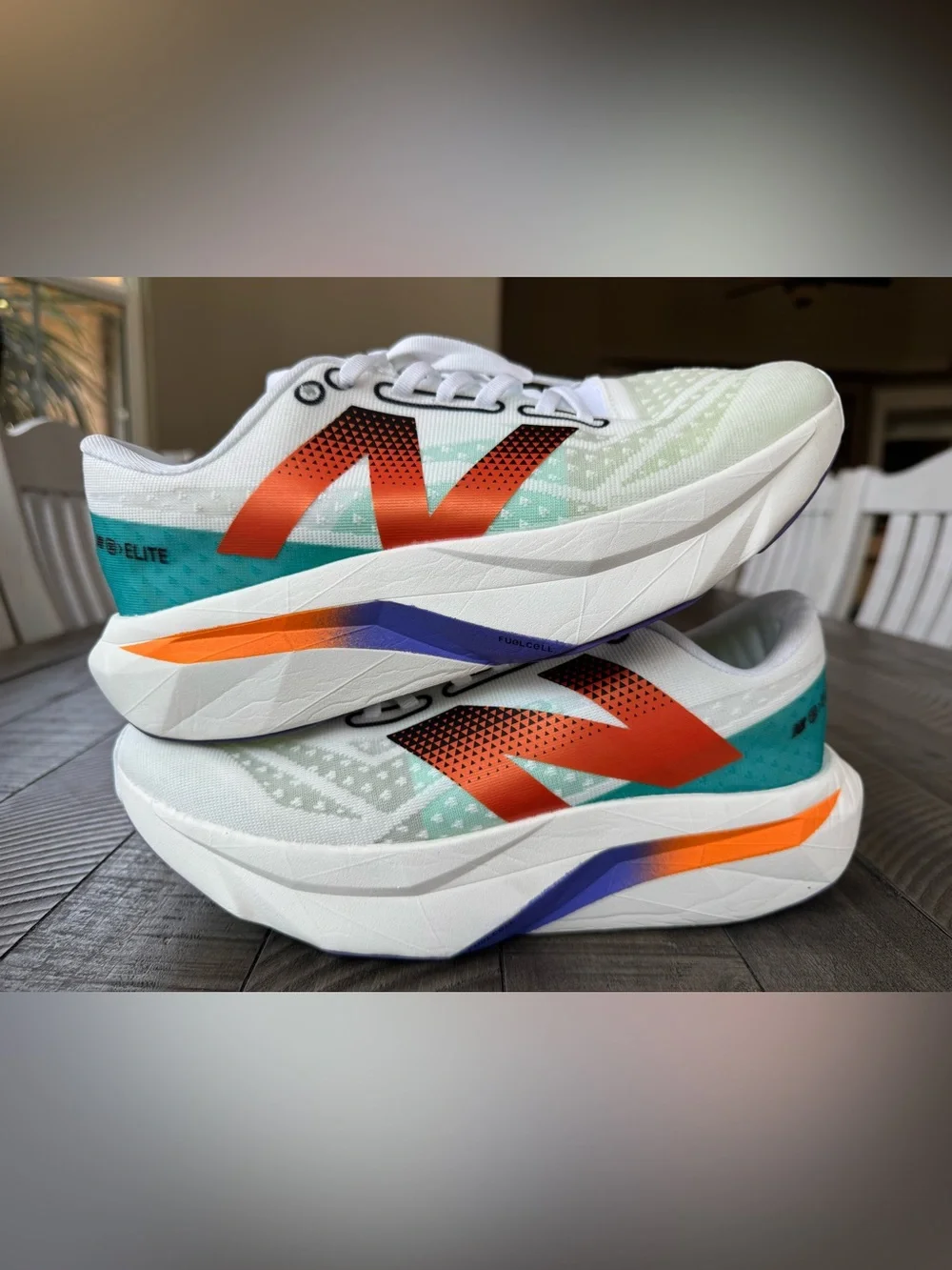 New Balance FuelCell SuperComp Elite v4 Men’s Size 9.5 (D)